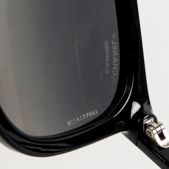 Chanel Chain Trimmed Wayfarer Sunglasses - Picture 9 of 10